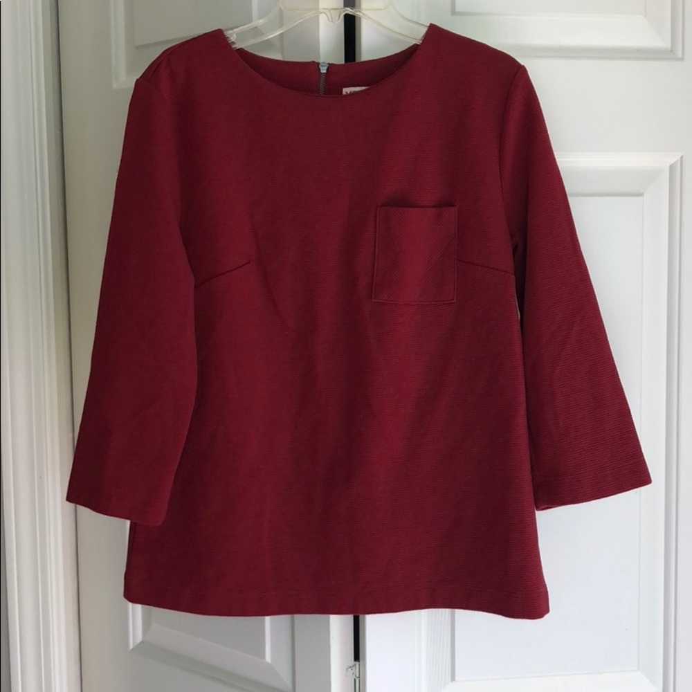 Staple!  Maroon 3/4 length sleeve top